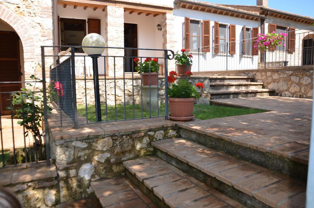Aparthotel Casale Santa Caterina Amelia Habitación foto